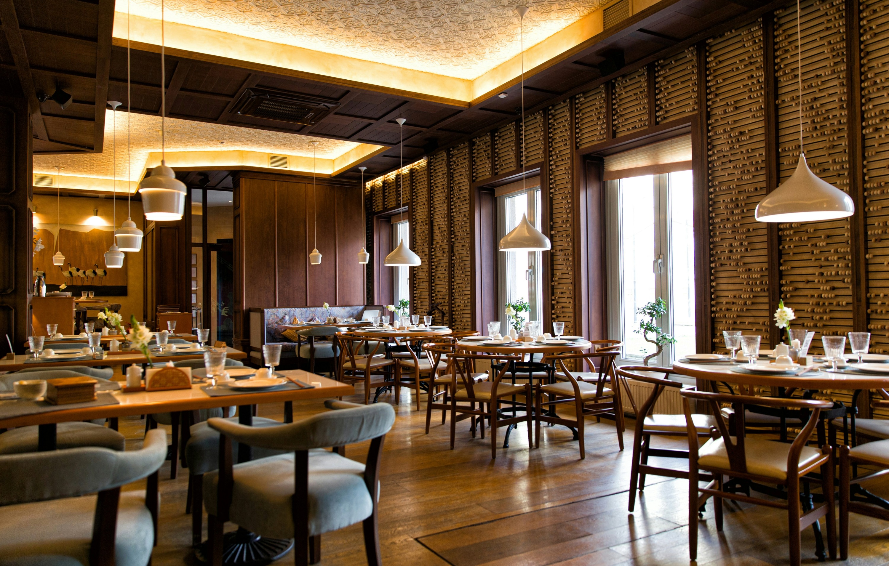 Restaurant ambiance